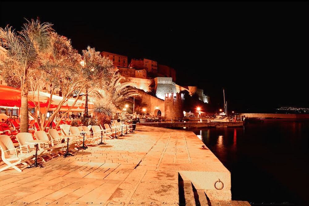 Calvi Hôtel Ngoại thất bức ảnh